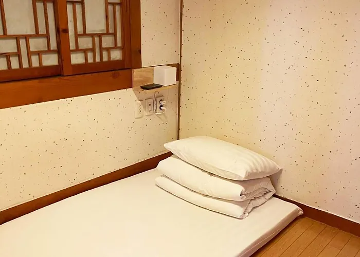 Villa Beautiful Hanok House In Center