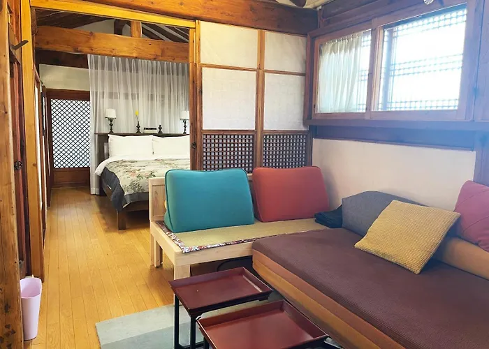 Beautiful Hanok House In Center Seoul